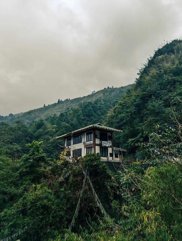 Comment découvrir les secrets des villages perchés en Italie?